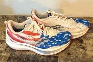 Saucony Endorphin Speed USA Flag Running Shoes Women’s Size 8.5